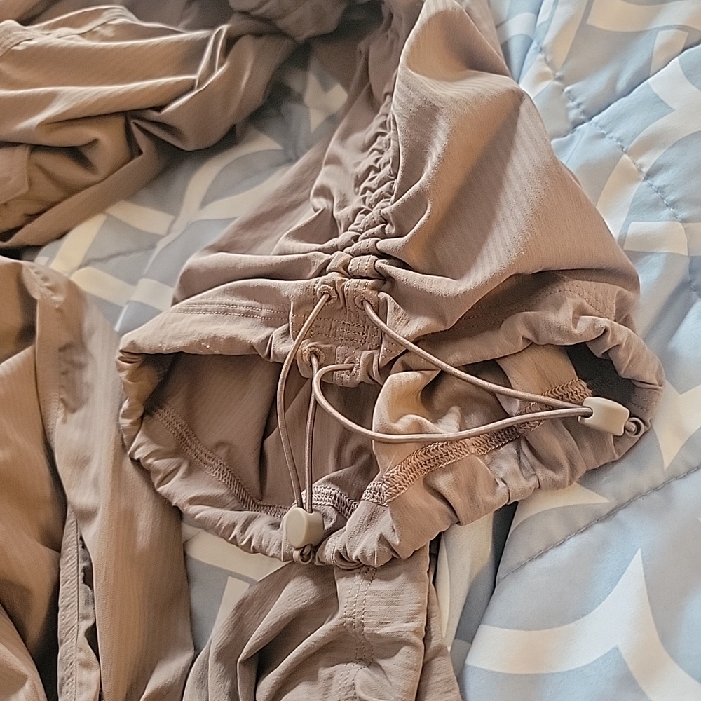 Lululemon Dance Studio Relaxed Fit Mid-Rise Cargo Pants TAUPETASTIC Sz XL - Picture 13 of 13